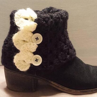 Crocodile Stitch Button Boot Cuffs