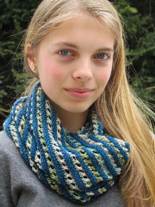 Belle Linee Cowl