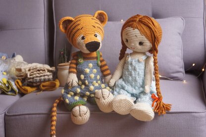 Crochet Pattern Bobble overalls for toys