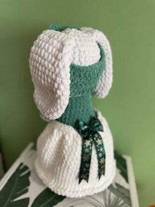 Cosy Winter Bunny 'Snowbelle'
