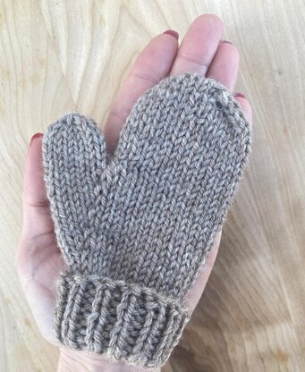 Worsted Wonderland Mittens