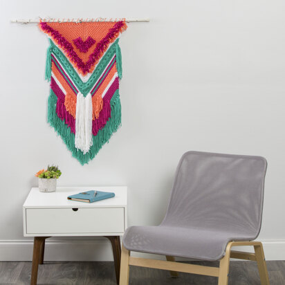 Modern Chevron Wall Hanging in Premier Yarns Everyday Bulky - Downloadable PDF