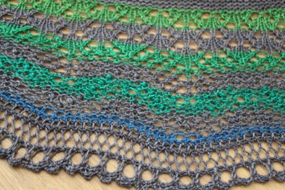 Tulpan Shawl
