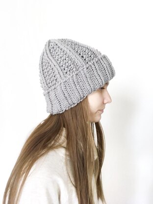 Easy Chunky Beanie Hat Knitting Pattern, Beginner Project