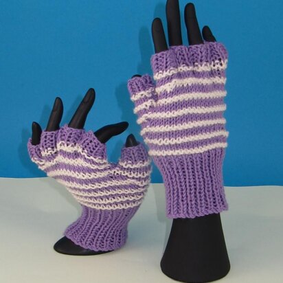 Stripe Pattern Short Finger Gloves