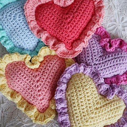 Ruffle Hearts