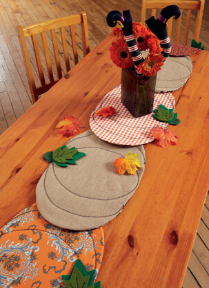 McCall's Pumpkin Placemats/Table Runner Witch Hat/Legs and Wreaths M7490 - Paper Pattern One Size