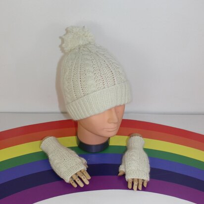 Toddler Child Aran Cable Beanie and Gloves