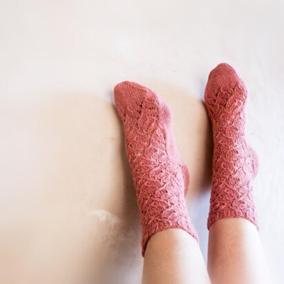 Tumbling Vines Socks