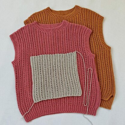 Monique vest