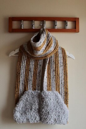 Alpine Pocket Scarf