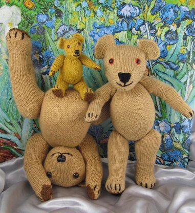 Classic Vintage Style Teddy Bear Family