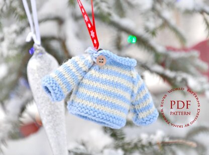 Mini sweater Christmas ornament