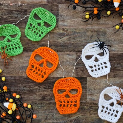 Crochet Skull Garland, Embellishment, Gift