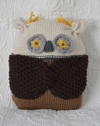 Olivia Owl Pocket Pillow kp3117