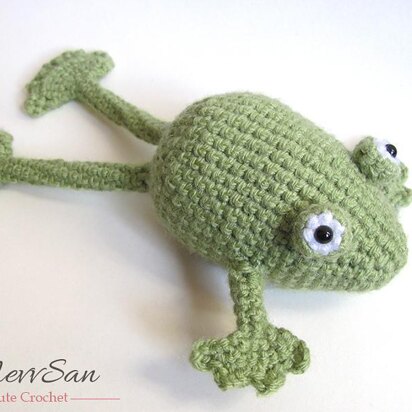 Amigurumi Frog