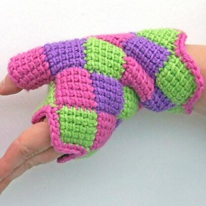 Entrelac Crochet Fingerless Gloves