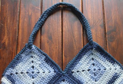 The Humble Granny Square Bag