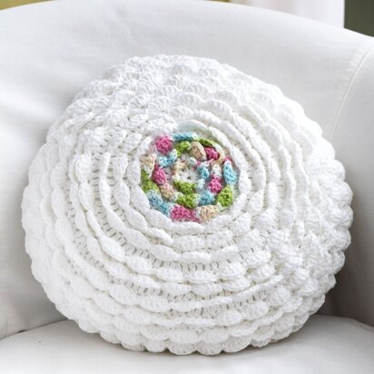 Ruffles Pillow in Bernat Handicrafter Cotton Solids