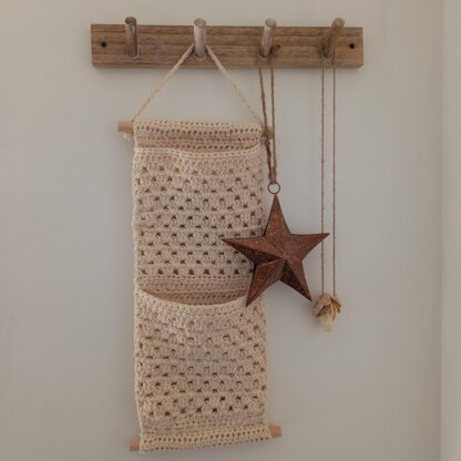 Crochet Pattern for Wall Pockets