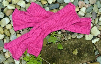 Cabled Fingerless Gloves