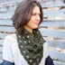 Weave triangle cowl