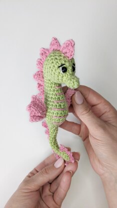 Crochet seahorse pattern, easy crochet amigurumi seahorse