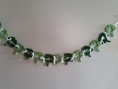 Shamrock Garland