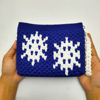 Snowflake Pouch with Wristlet