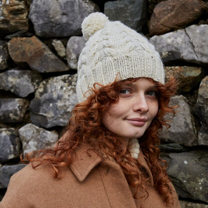 Debbie Bliss Cabled Bobble Hat (Free)