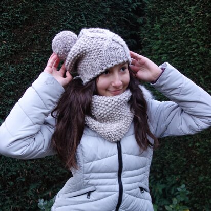 Oatmeal Cable Hat and Cowl