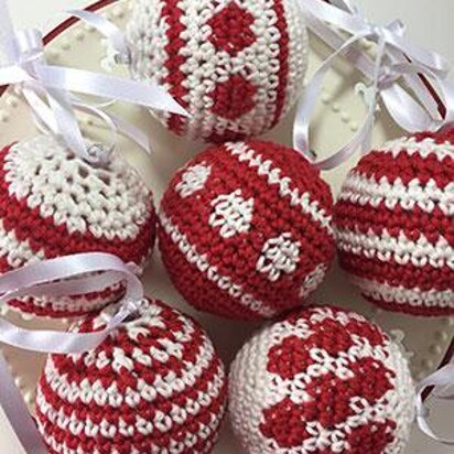 Crochet Christmas Bauble