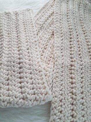 Frothy Chunky Scarf