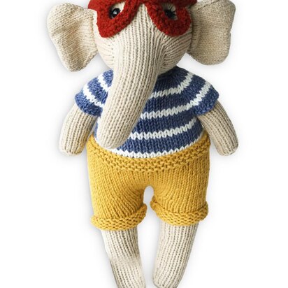 Fanny the Elephant. Amigurumi Knitting.