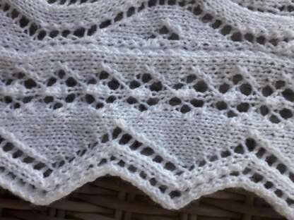 Daisy chain shawl
