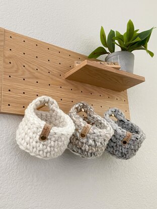 Mini Peg Board Baskets 042