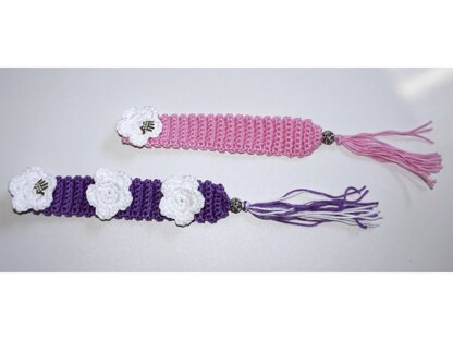 Crochet pattern bookmark