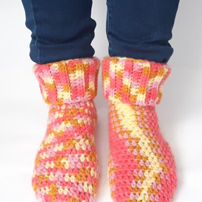 FREE Pattern] Cozy Crochet Slipper Socks Made with Caron Chunky