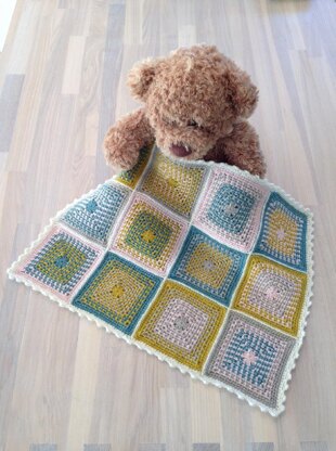 Moss Stitch Crochet Granny Square