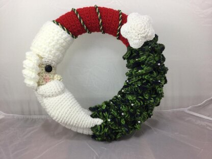 Santa and Christmas Tree Wreath