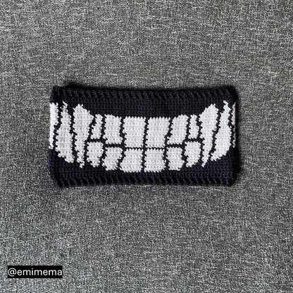 Teeth Cowl