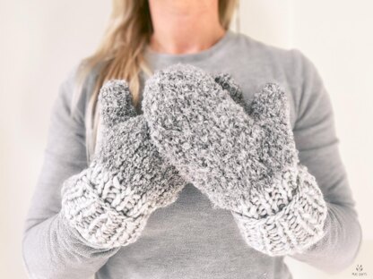 KOSE mittens