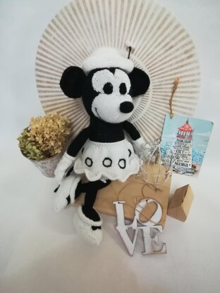 Knitting Pattern Minnie Mouse Steamboat Willie