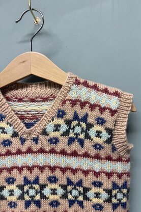 Junior Wartime Farm Sleeveless Pullover
