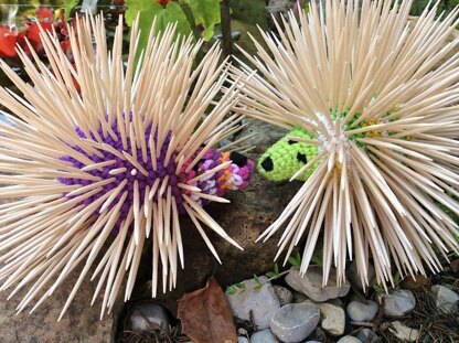 Petunia Porcupine Toothpick Holder