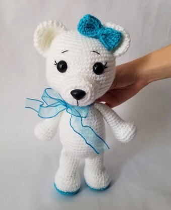 Pretty Crochet Teddy Bear