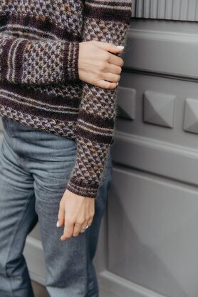 Thuraya Sweater