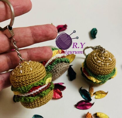 Amigurumi burger keychain