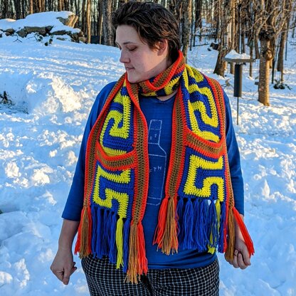 Meandros Pocket Scarf