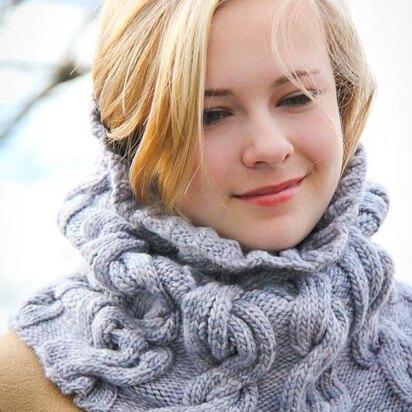 Chic Mega Cowl